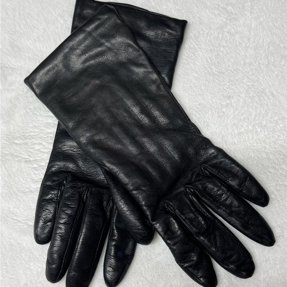 Lord & Taylor Black Leather Gloves